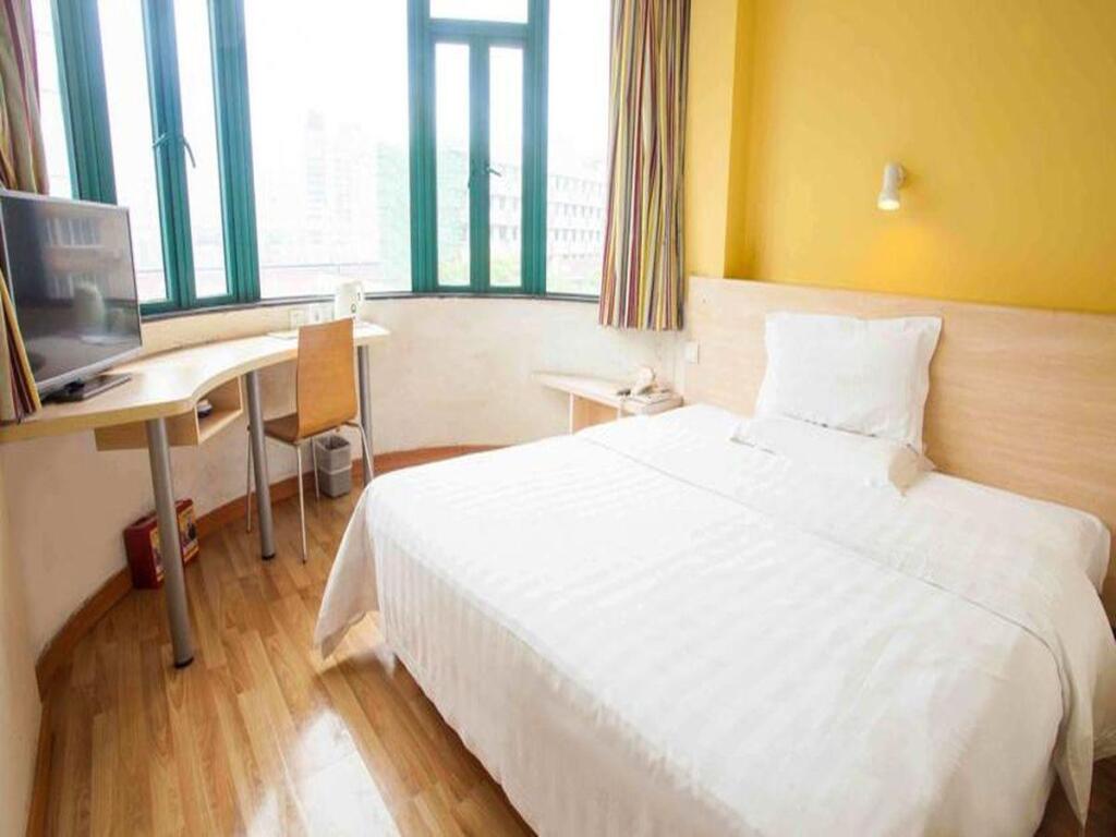 Хайкоу: 7 Days Inn Haikou Jin Niu Lin Park Branch