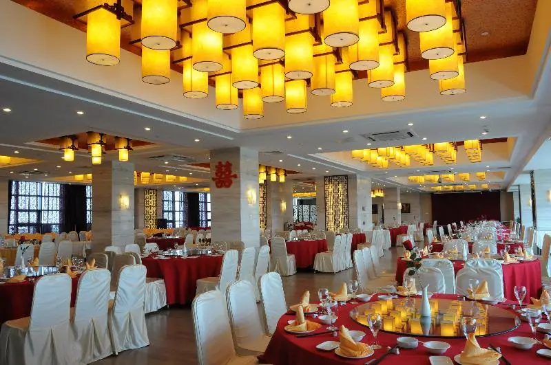 Jinxi Lake Hotel — фото 1