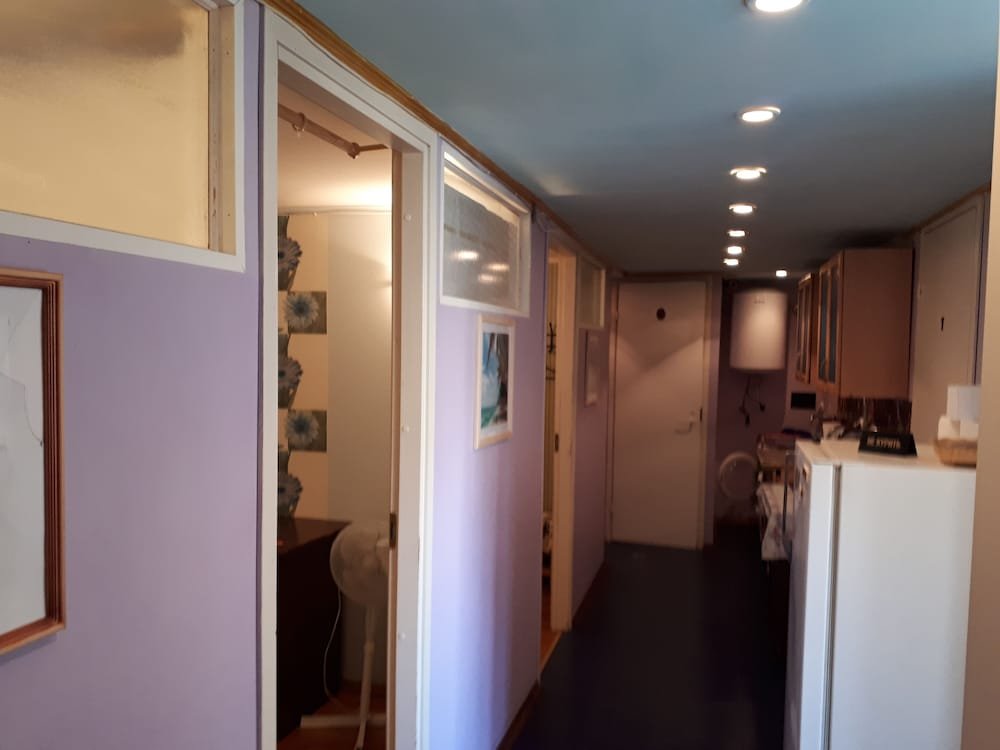 Санкт-Петербург: Rooms on Nevsky Prospekt