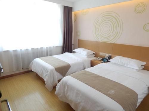 Шицзячжуан: GreenTree Inn Shijiazhuang Xinji City Shifu Street Express Hotel