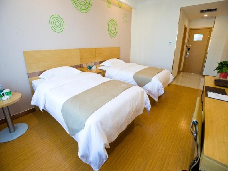 Лункоу: GreenTree Inn Yantai Longkou City Dongcheng District Wenlai Street High-speed Railway Station Express Hotel