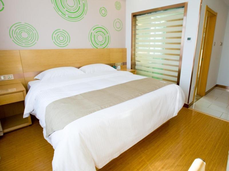 Лункоу: GreenTree Inn Yantai Longkou City Dongcheng District Wenlai Street High-speed Railway Station Express Hotel