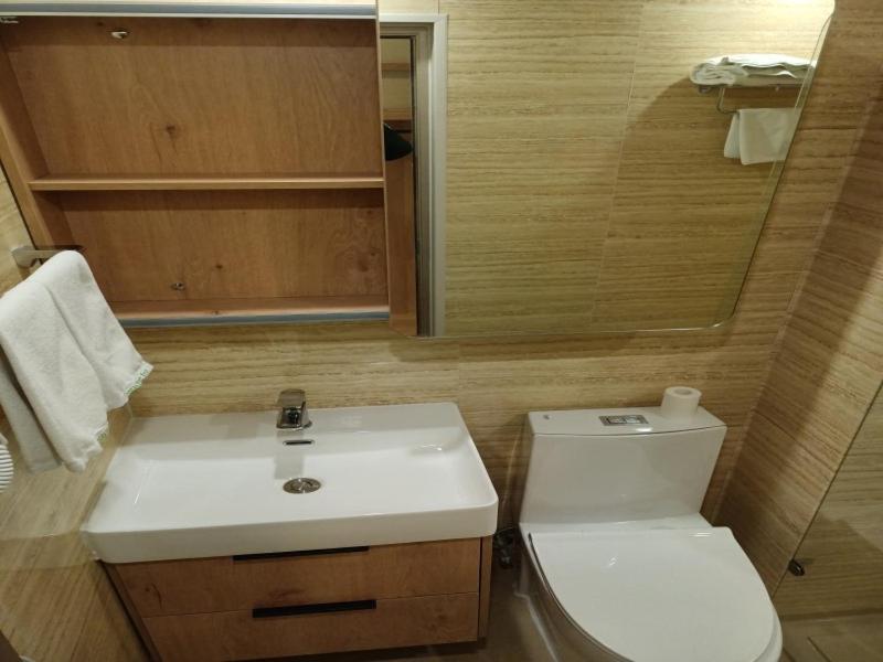 Лункоу: GreenTree Inn Yantai Longkou City Dongcheng District Wenlai Street High-speed Railway Station Express Hotel