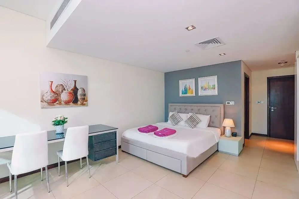 Дубай: Liberty House by E&T Holiday Homes
