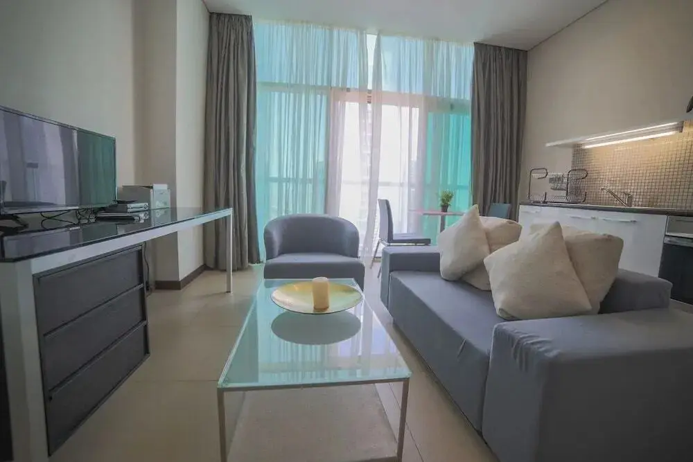 Дубай: Liberty House by New Arabian Holiday Homes