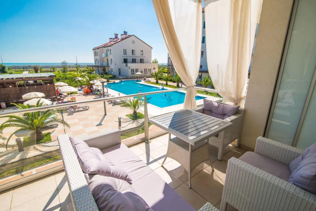 Красная Поляна: Apartments in Imeretinskom