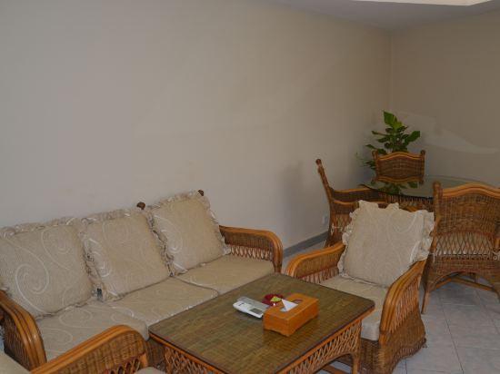 Учжишань: Wuzhi Mountain Tourism Villa