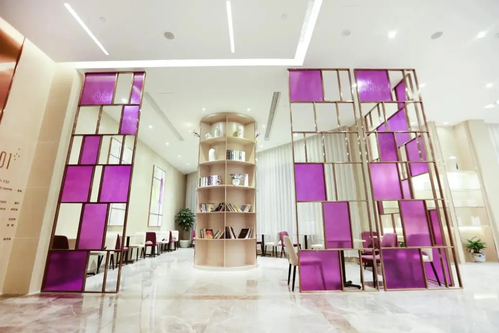 Цзиндэчжэнь: Lavande Hotels Jingdezhen Taoxichuan Creative Square