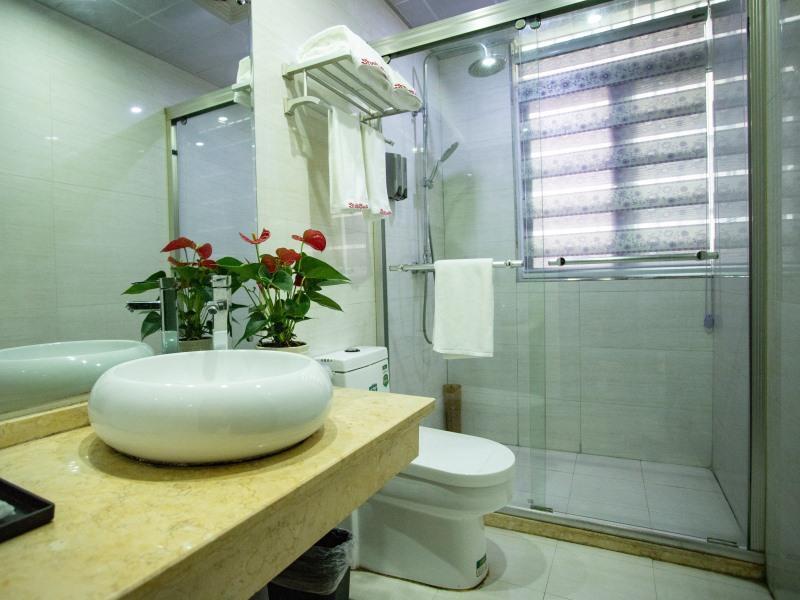 Чаоху: Shell Hefei Chaohu Railway Station Wanda Plaza Hotel