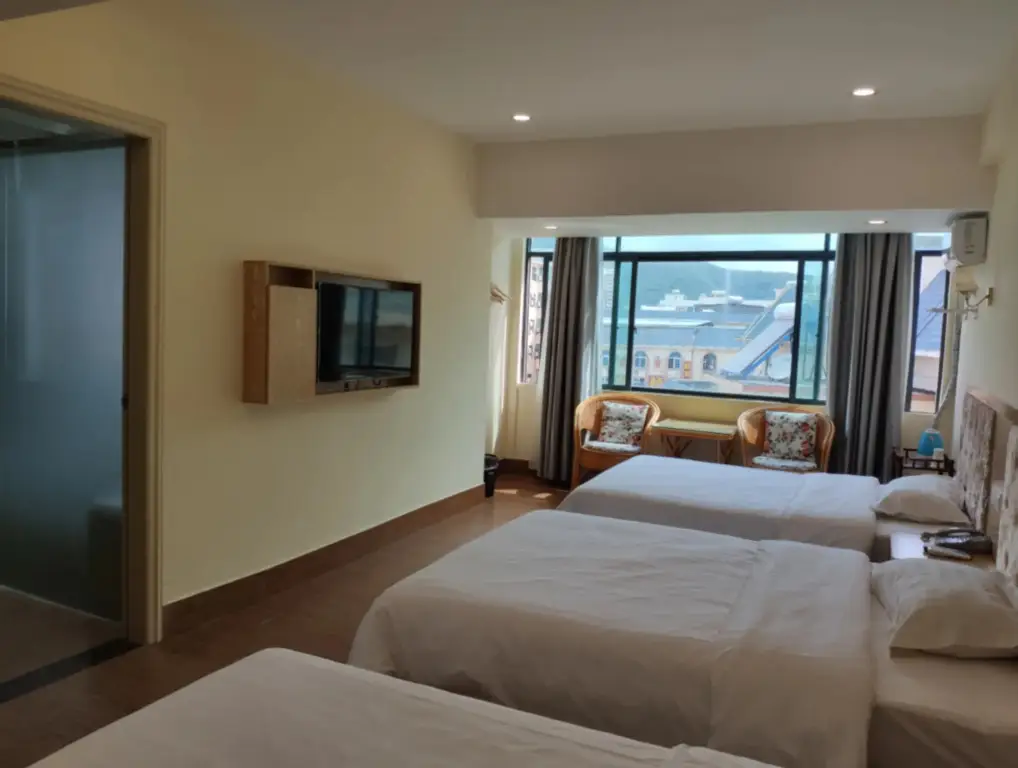 Санья: 7 Days Inn Sanya Yalong Bay Scenic Area