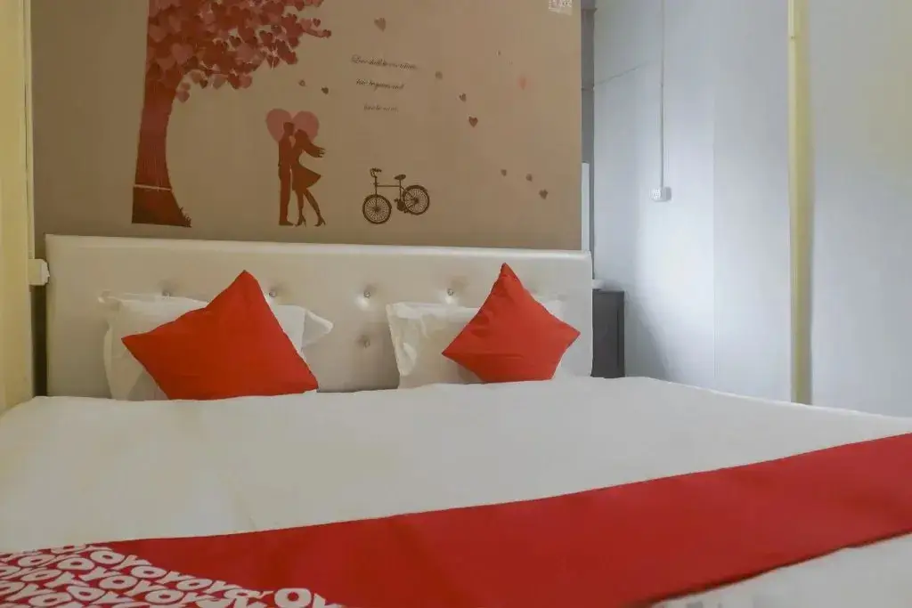 Пимпри-Чинчвад: R K Hotel by OYO Rooms