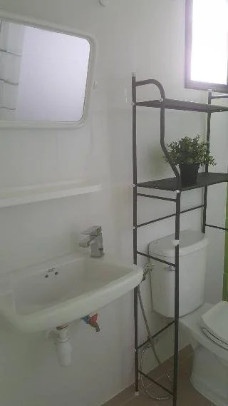 Бангкок: Look Shine Apartment by Oyo Rooms
