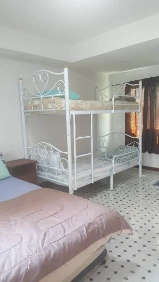 Бангкок: Look Shine Apartment by Oyo Rooms