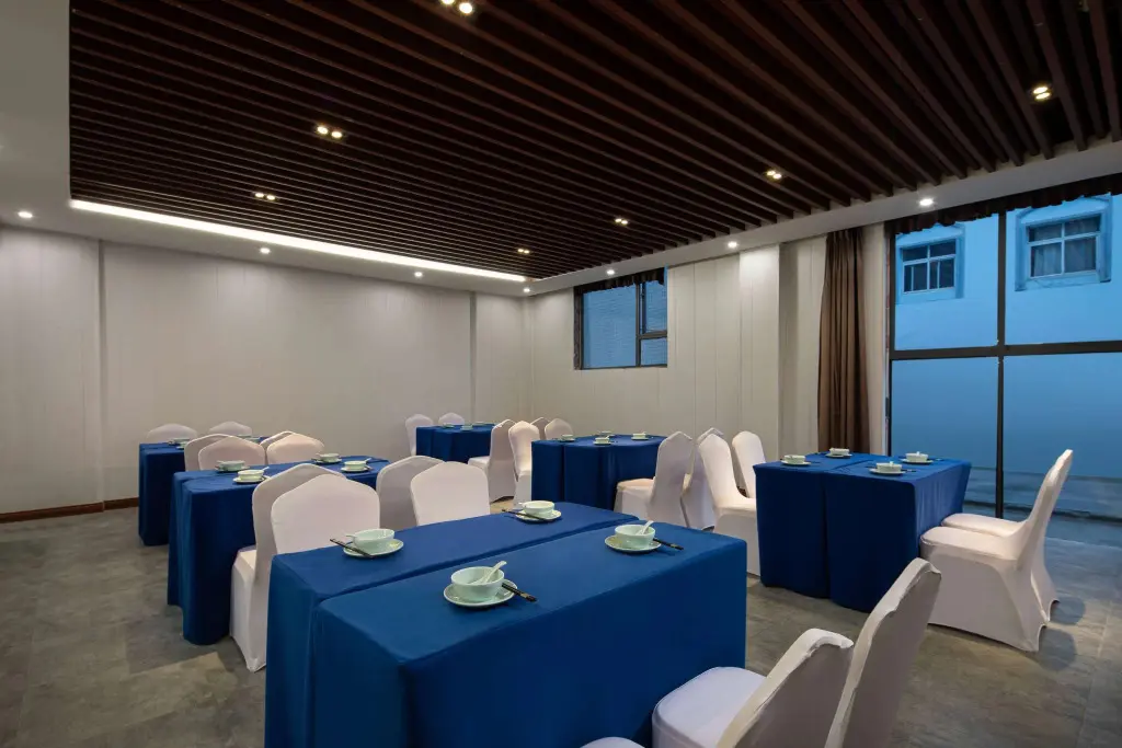 Ухань: Ramada Encore by Wyndham Wuhan West