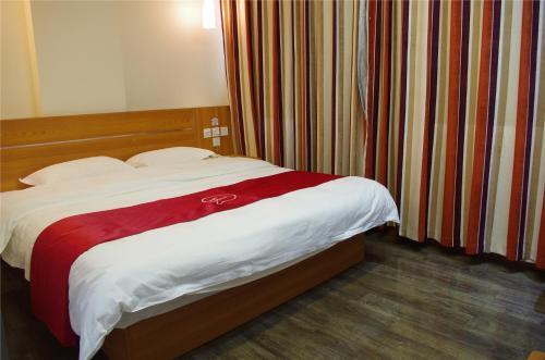 Ксучанг: Thank Inn Chain Hotel Henan Xuchang Xiangyang Road