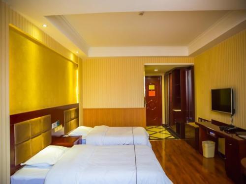 Цзяюйгуань: GreenTree Inn Jiayuguan Xinhua South Road Express Hotel