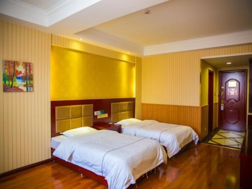 Цзяюйгуань: GreenTree Inn Jiayuguan Xinhua South Road Express Hotel