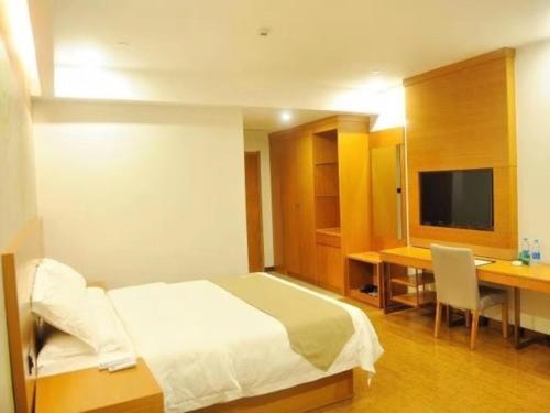 Чжэньцзян: GreenTree Inn Zhenjiang Dagang New District Tonggang Road Butterfly Square Hotel