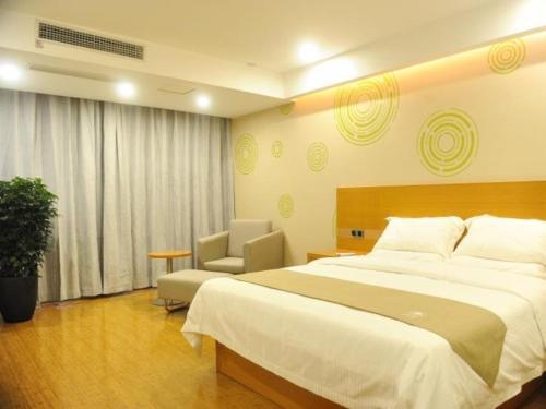 Чжэньцзян: GreenTree Inn Zhenjiang Dagang New District Tonggang Road Butterfly Square Hotel