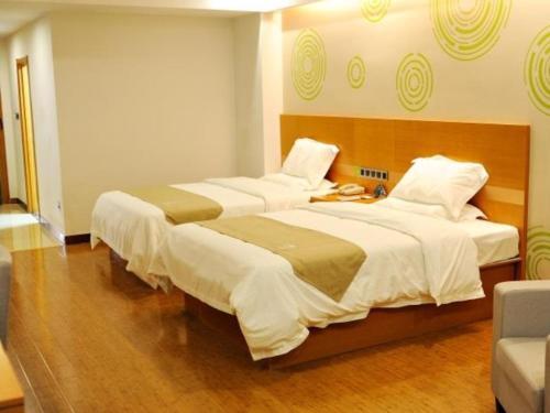 Чжэньцзян: GreenTree Inn Zhenjiang Dagang New District Tonggang Road Butterfly Square Hotel