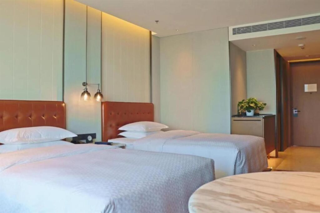 carousel image 4
