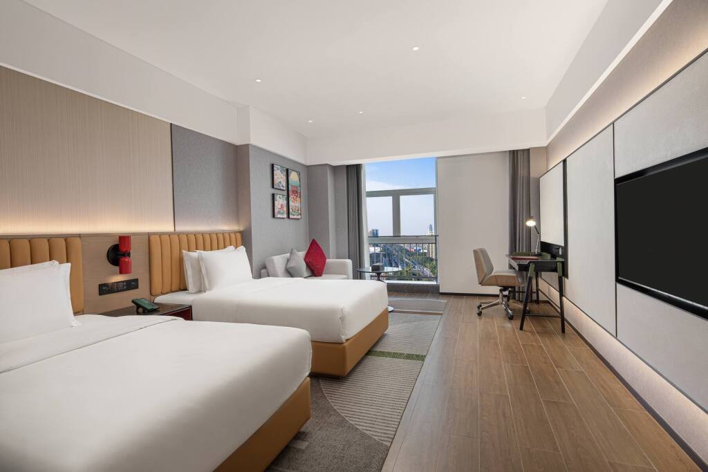Фошань: Ramada Encore By Wyndham Foshan Chancheng