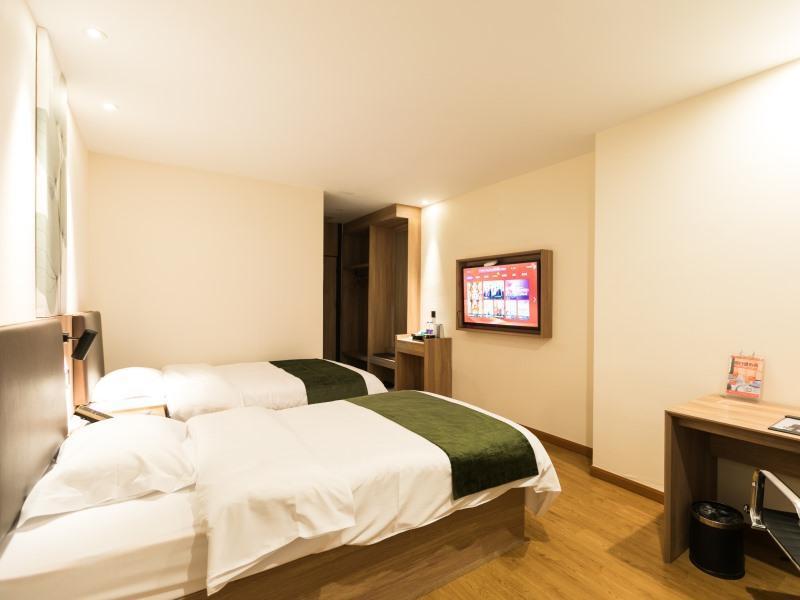 Уси: GreenTree Inn (Jiangyin Wanda Plaza, Tongfu Road)
