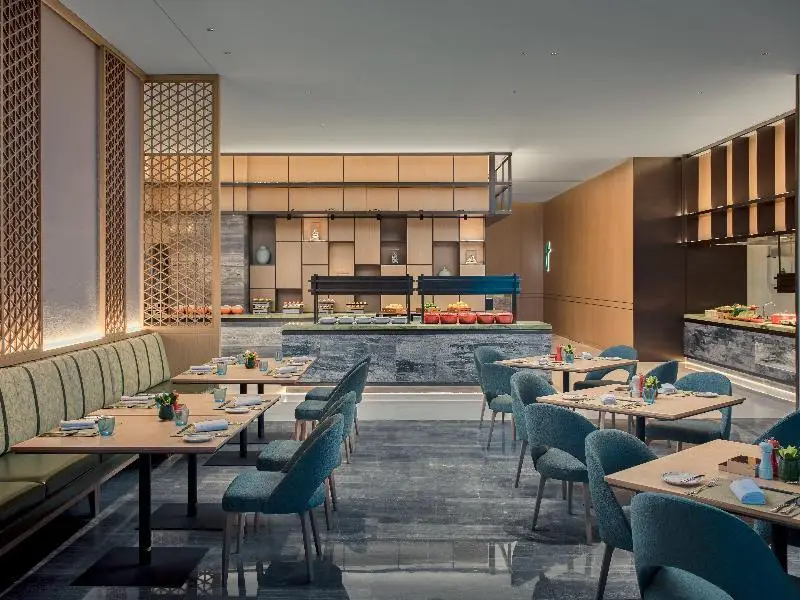 Сучжоу: Holiday Inn Hotel And Suites Kunshan Huaqiao