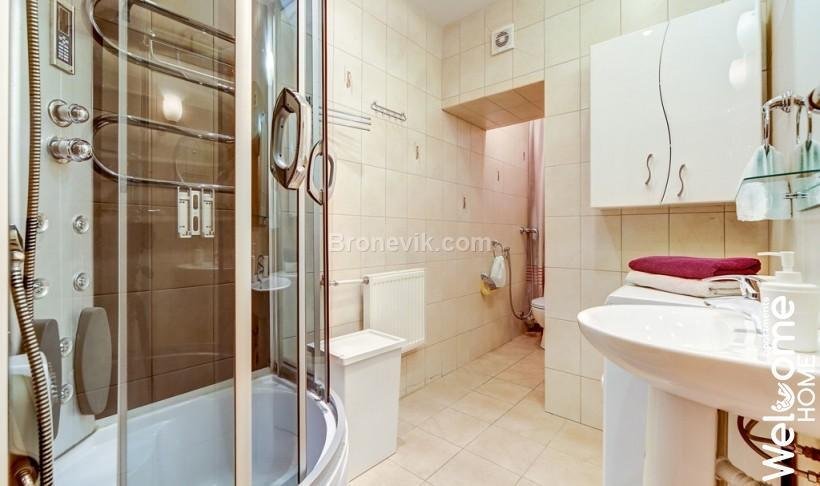 Санкт-Петербург: Welcome Home (Вэлком Хоум) на Невском 82