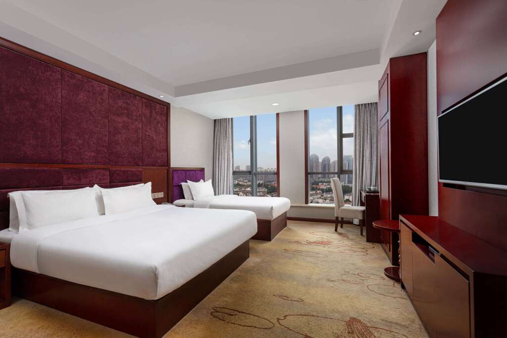 Янчжоу: Ramada Plaza by Wyndham Yangzhou Downtown