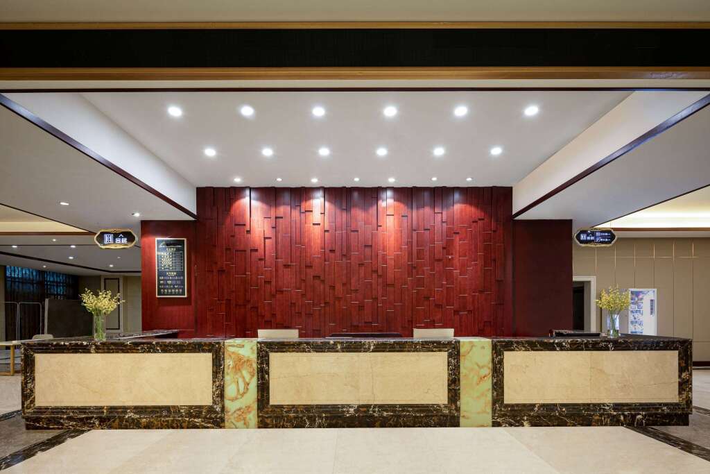 Янчжоу: Ramada Plaza by Wyndham Yangzhou Downtown
