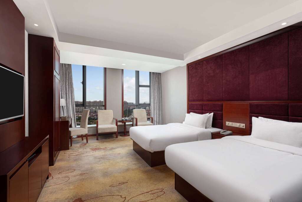 Янчжоу: Ramada Plaza by Wyndham Yangzhou Downtown