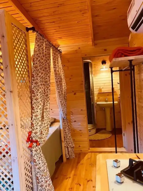 Чиралы: Gayb-I Boutique Home