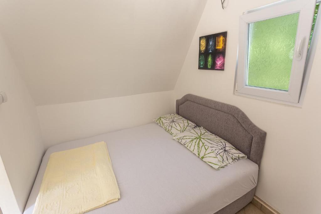 Баошичи: Apartments and Bungalows Mimoza Baošići