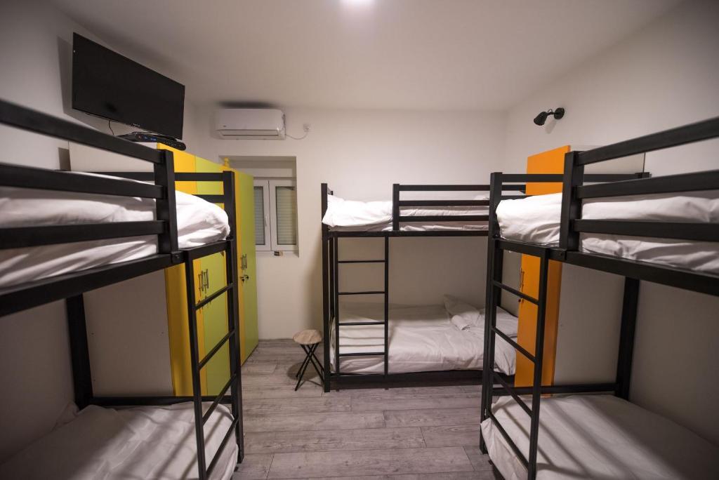 Никшич: Hostel Evropa