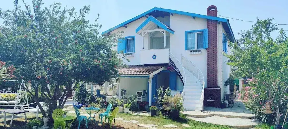 Гунейли: Beyaz Kösk Otel