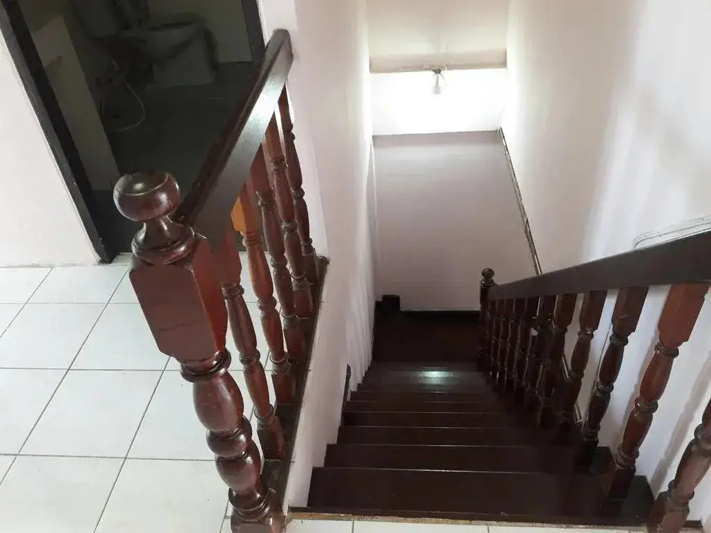 Чаам: Noon's House