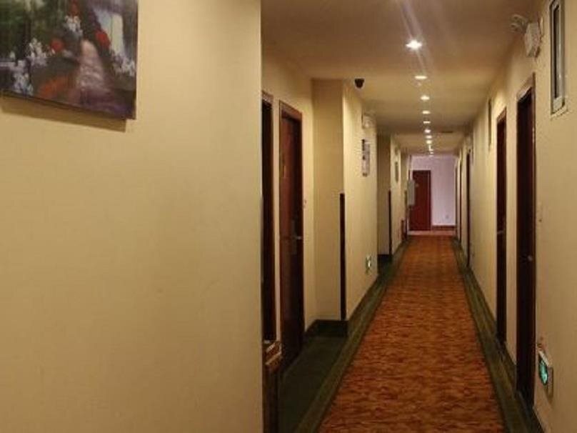 Ухань: GreenTree Inn Hubei Wuhan Wuchang Railway Station West Square Express Hotel