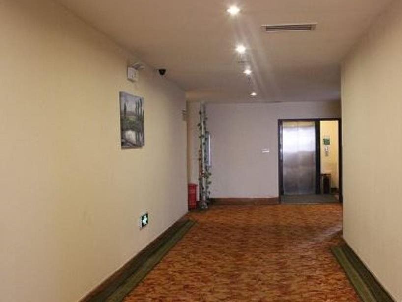 Ухань: GreenTree Inn Hubei Wuhan Wuchang Railway Station West Square Express Hotel