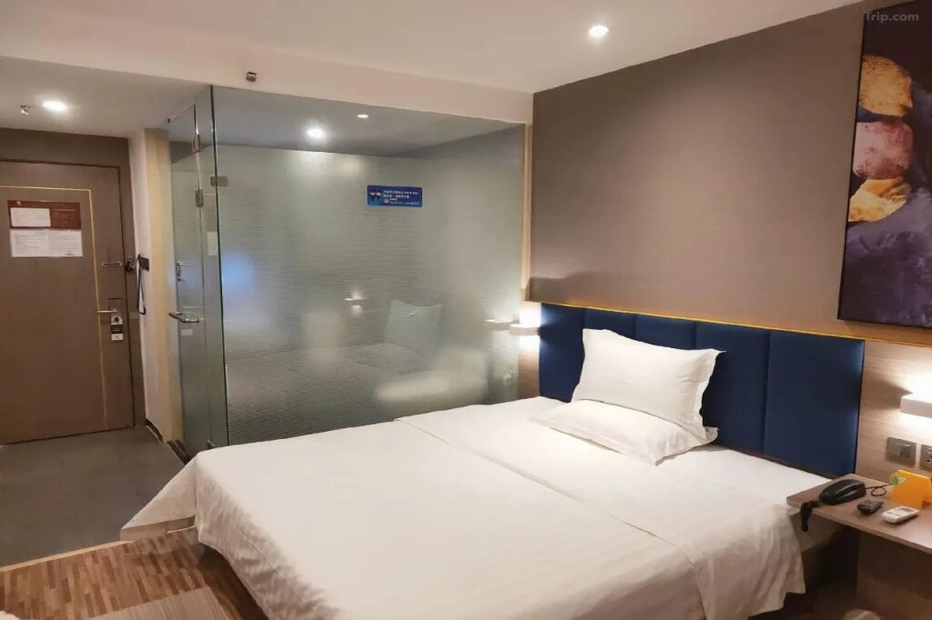 Пекин: 7Days Inn Beijing Madian Bridge North
