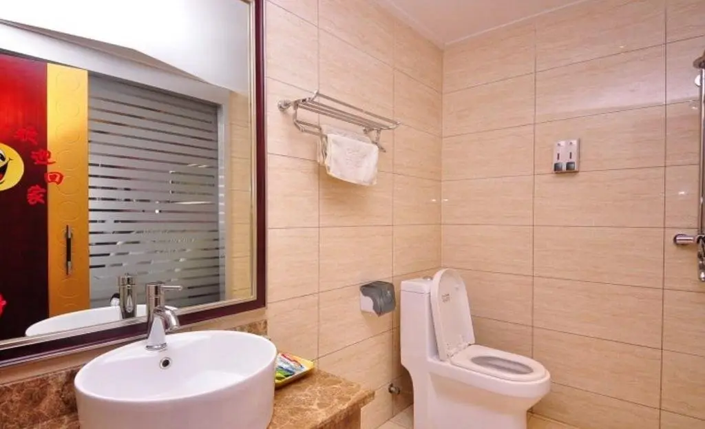 Дежоу: Dezhou Qingyun Shuilifang Business Hotel
