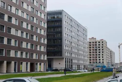 Санкт-Петербург: Веста на Кременчугской 11