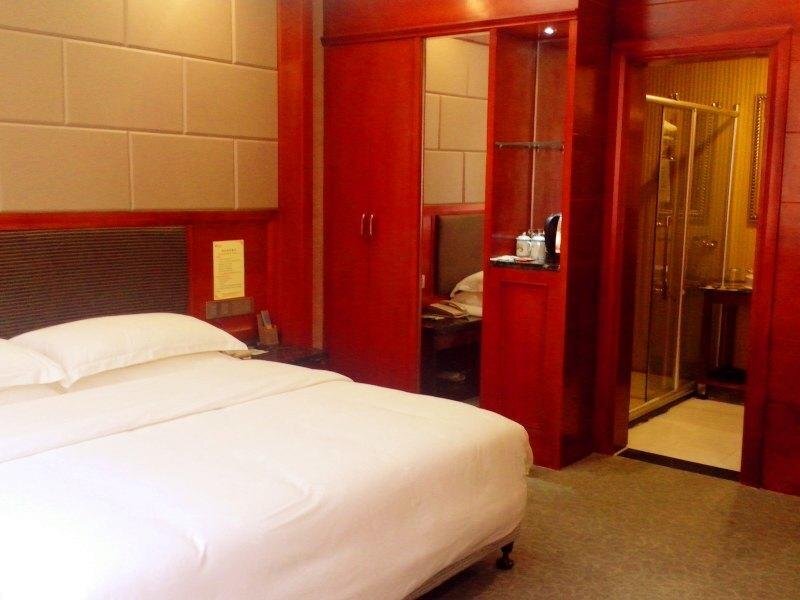 Юнчжоу: Yong Zhou Bin Hu Hotel