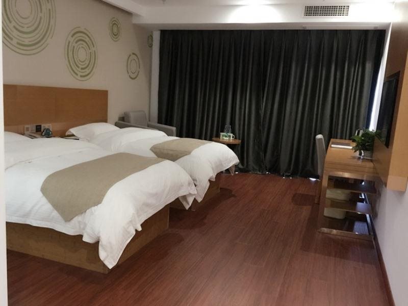 Нанкин: Greentree Inn Nanjing Jiangning District Jiulong Lake Subway Station Express Hotel