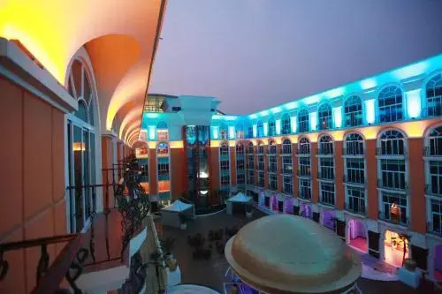 Дайинг: Sun City Vacation Hotel