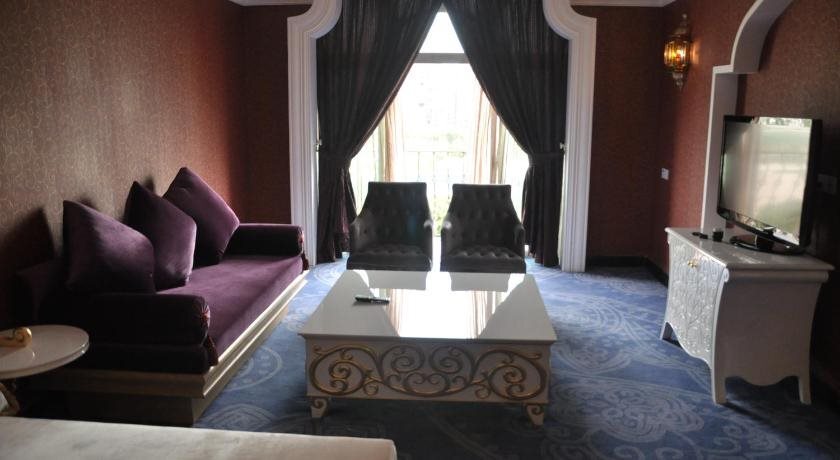 Дайинг: Sun City Vacation Hotel