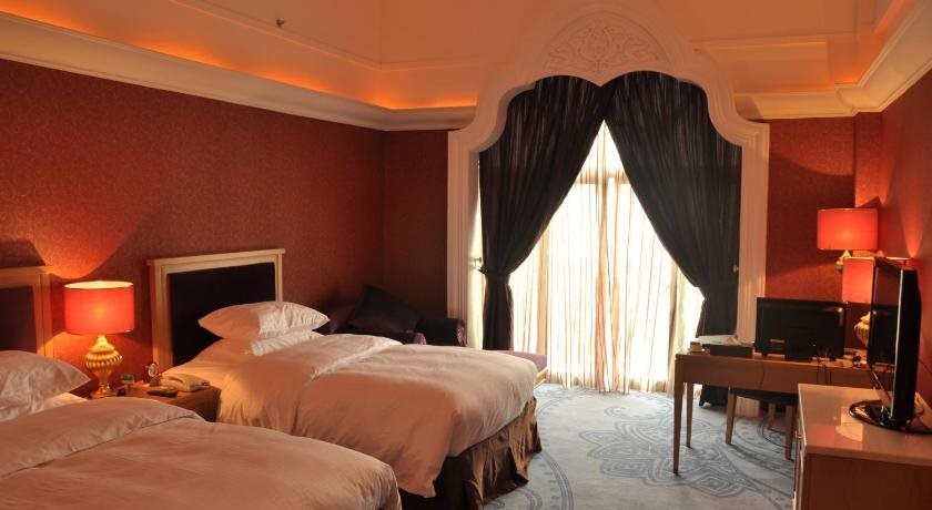 Дайинг: Sun City Vacation Hotel