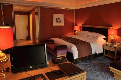 Дайинг: Sun City Vacation Hotel