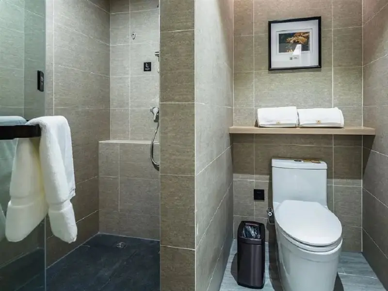 Цзинань: Atour Hotel Jinan Shuangshan Street Baimaiquan Park