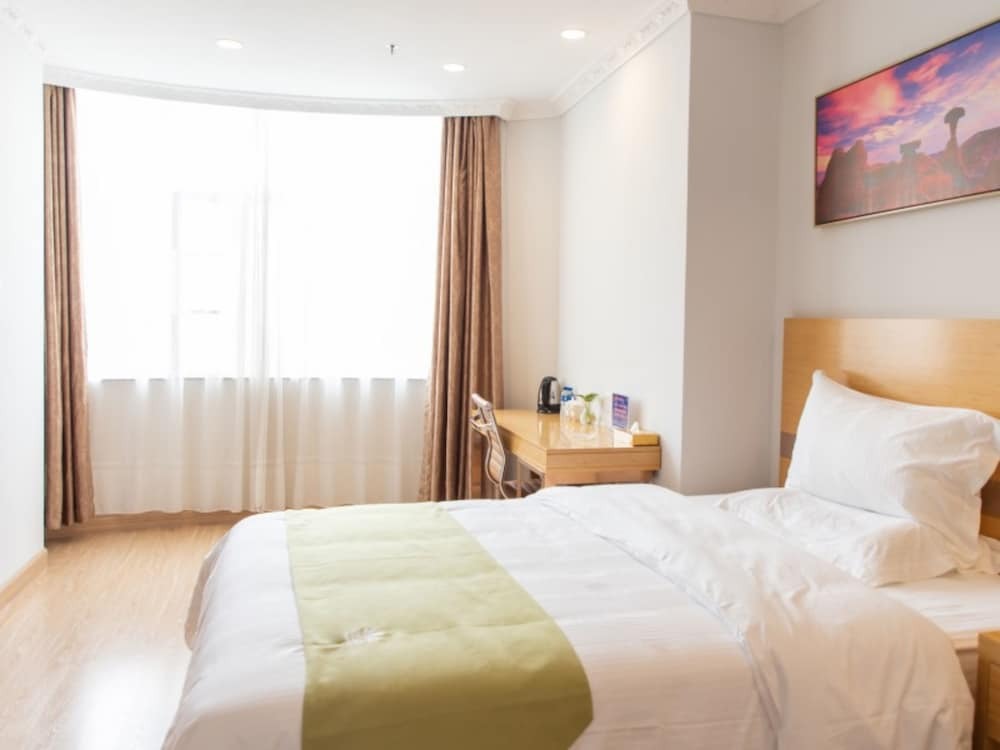Фошань: GreenTree Alliance Foshan Nanhai Pingzhou Yuqi Street Hotel